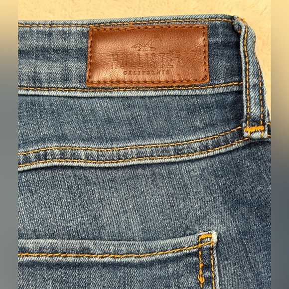 ✨ Hollister Mid-Rise Super Skinny Jeans ✨ - Picture 4 of 10
